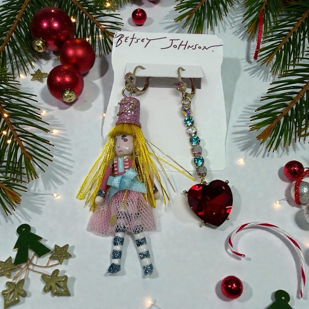 🎄Betsey Johnson Max Holiday 🎅🏻Nutcracker Mismatch Crystal Grunge Xmas Earring